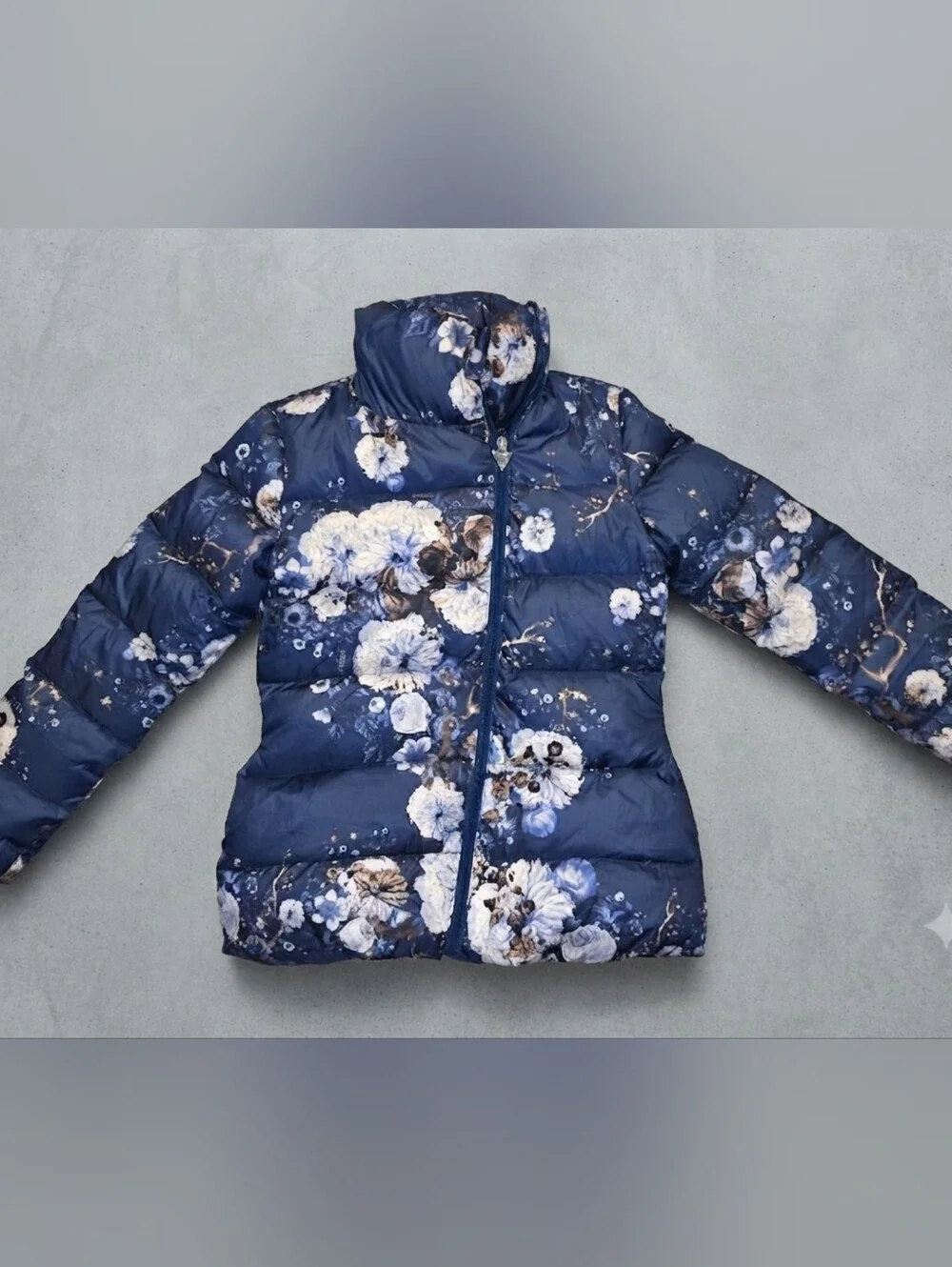 Guess Navy Floral Puffer Jacket with White and Cream Blooms